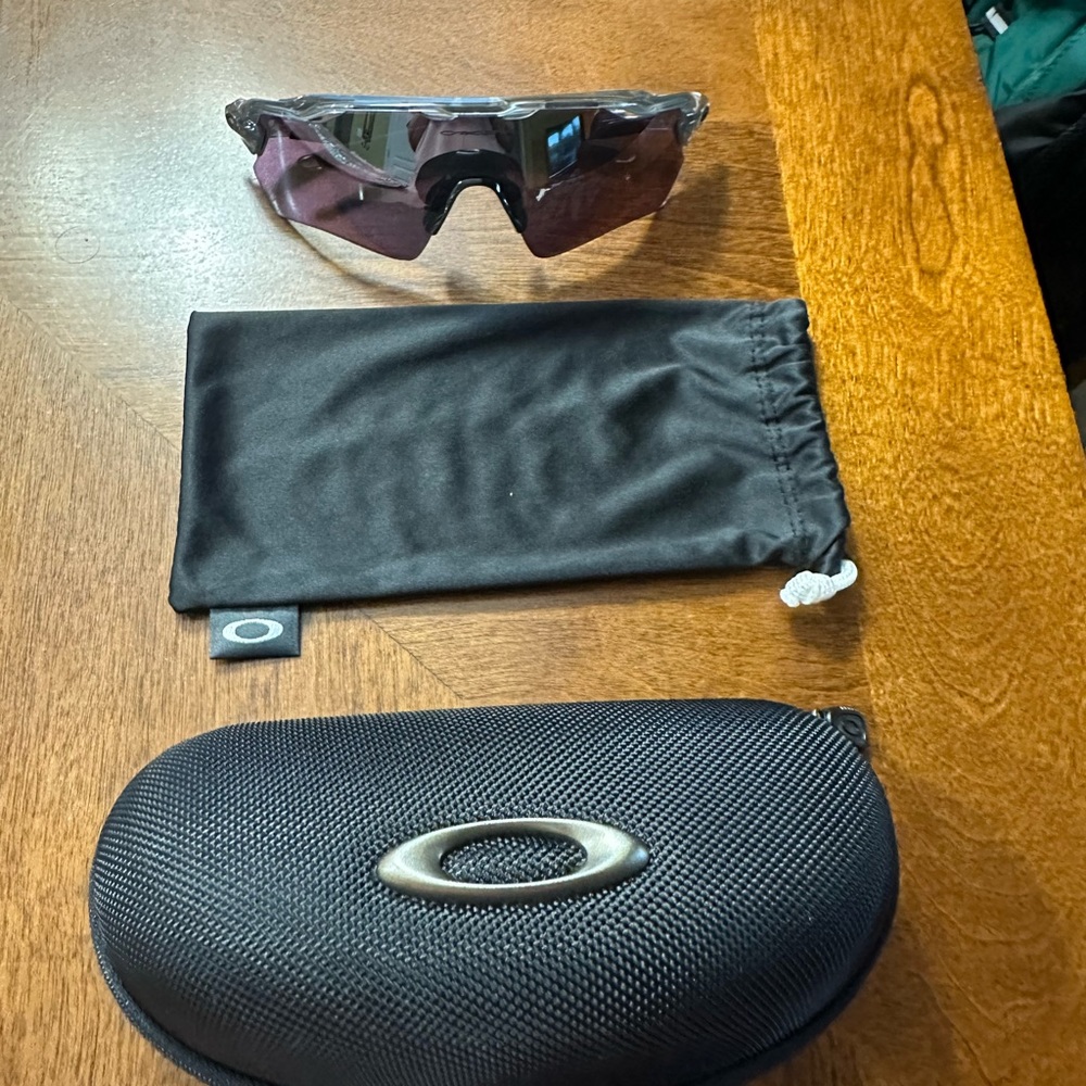 Very good condition Oakley Radar EV path prizm